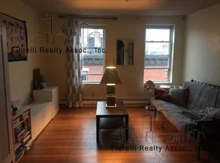 39 Charter St APT 5F, Boston, MA 02113