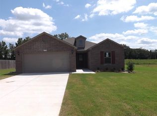 124 Wildflower Dr, Beebe, AR 72012