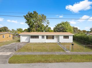 19621 NW 39th Ct, Miami Gardens, FL 33055