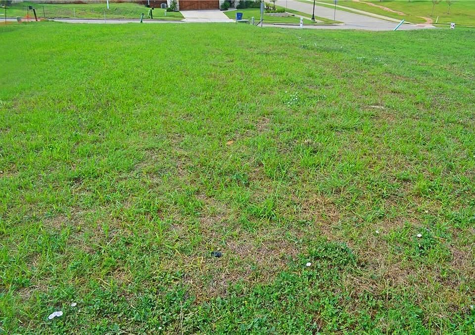 2nd image of 6087 Norwood Dr