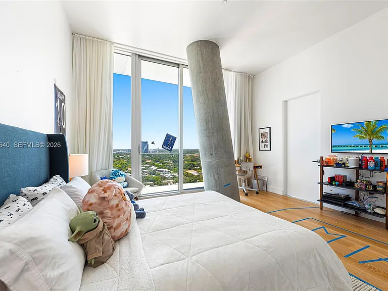 2669 S Bayshore Dr #1503-N — Photo 25
