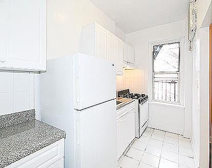 5th image of 8309 35th Ave APT H41