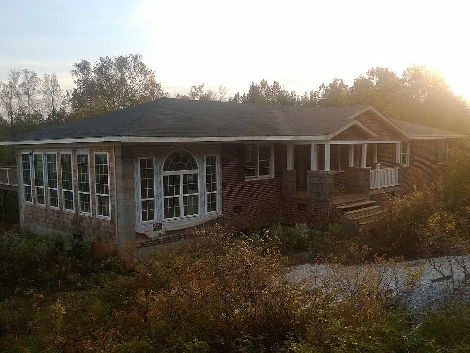 1st image of 157 Homes Pond Ln