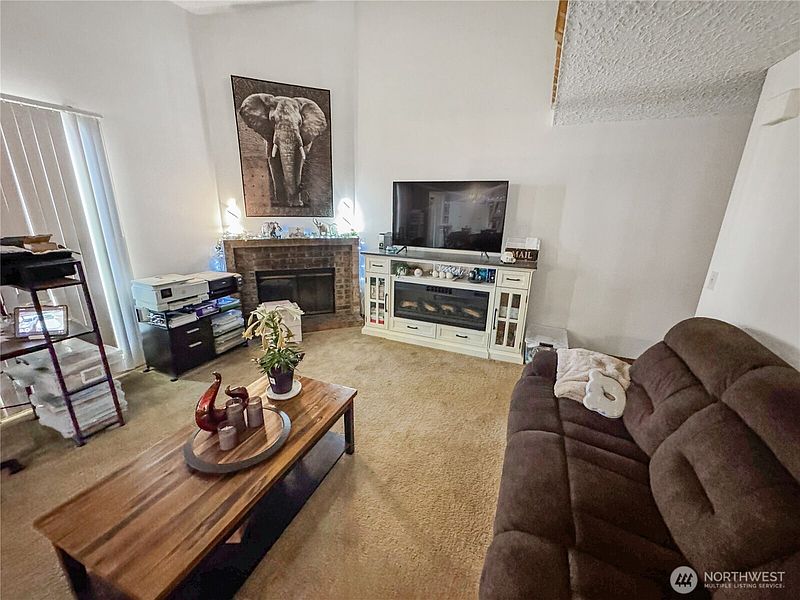 5th image of 11912 SE 7th Street