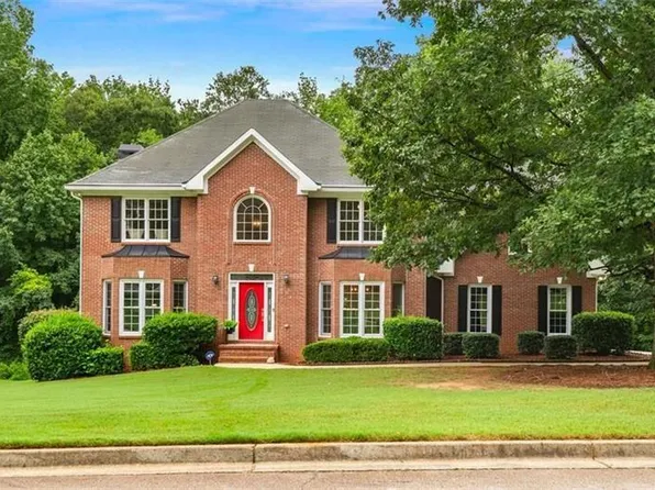 8070 Lakemont Close, McDonough, GA 30253