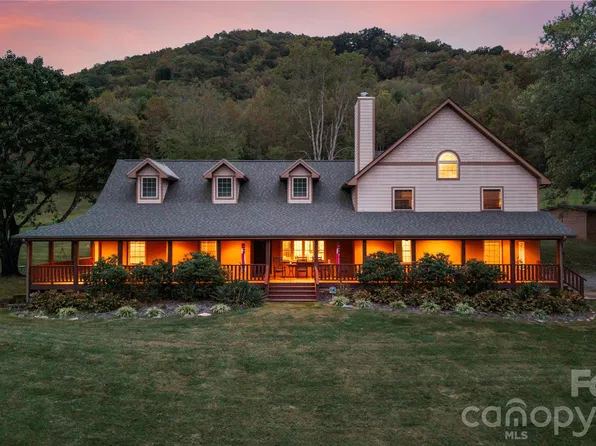 97 Circle E, Burnsville, NC 28714