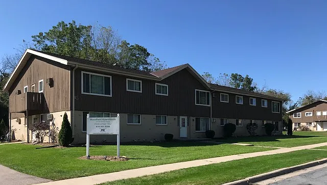 Woodfield Apartments — Photo 1