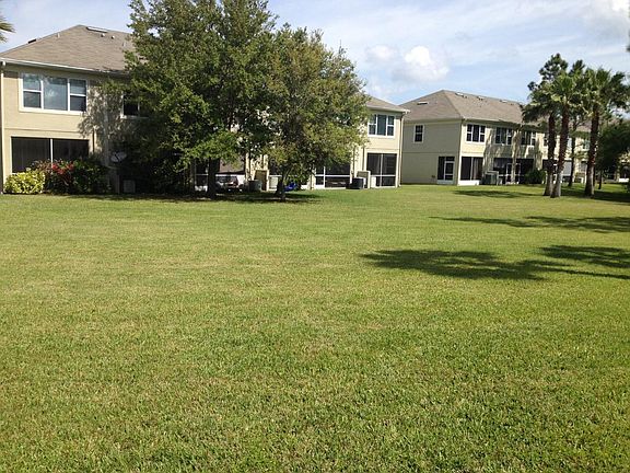 4th image of 11123 Windsor Place Cir