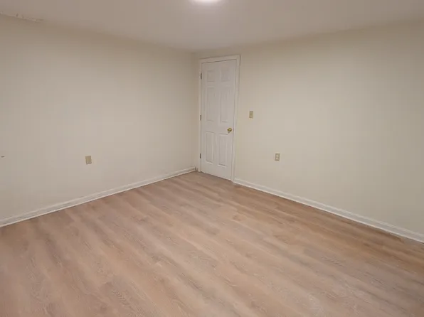 (undisclosed Address), Chelmsford, MA 01824