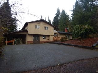 426 Curtin Hill Ln, Cottage Grove, OR 97424