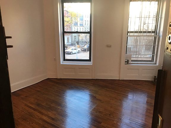 5th image of 53 Saint Nicholas Ave #B1