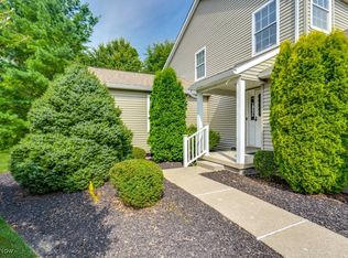 1647 Maple Grove Ct, Streetsboro, OH 44241