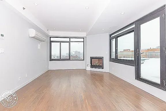 5th image of 594 Bushwick Ave #703