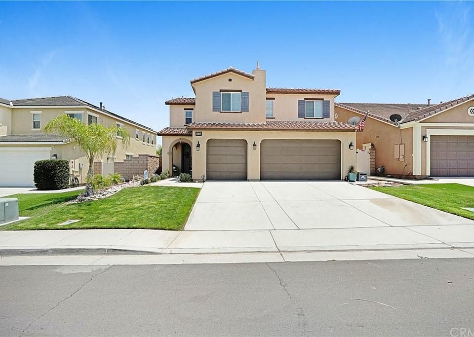 1st image of 36405 Geranium Dr