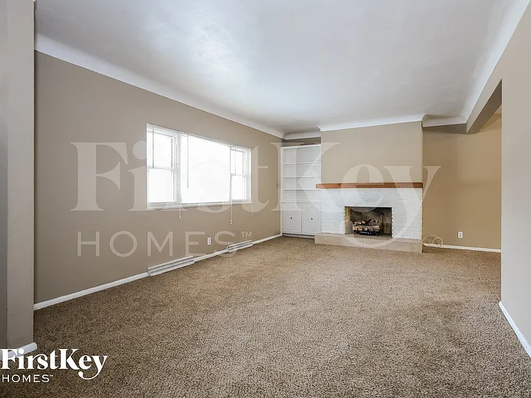 6114 Fee Fee Rd — Photo 2