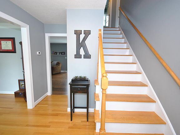 2nd image of 105 Tremont Ct