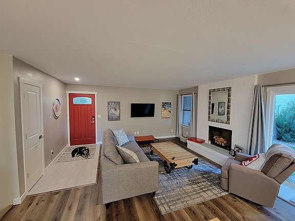 3rd image of 2491 Leghorn Dr