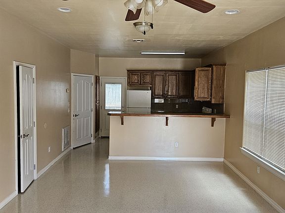 2nd image of 804 N Taylor Rd APT 38