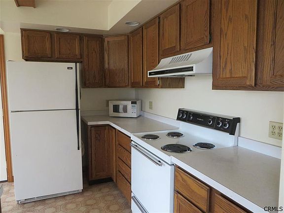 5th image of 15 Myrtle St