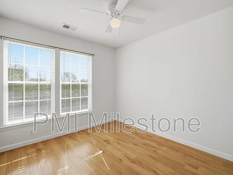 1247 Mare St — Photo 30