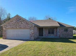 750 Tamarack Dr, Danville, IN 46122