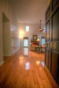 3rd image of 3786 Churchill Dr SW