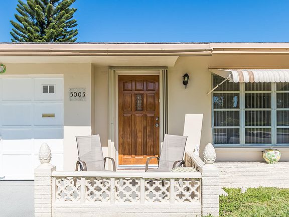 3rd image of 5005 NW 50th St
