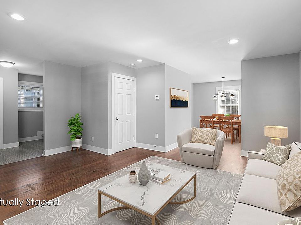 1st image of 428 Charles Ave SE