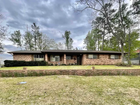 106 Lakeside Dr, Linden, TX 75563