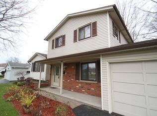 19 Kencrest Dr, Rochester, NY 14606