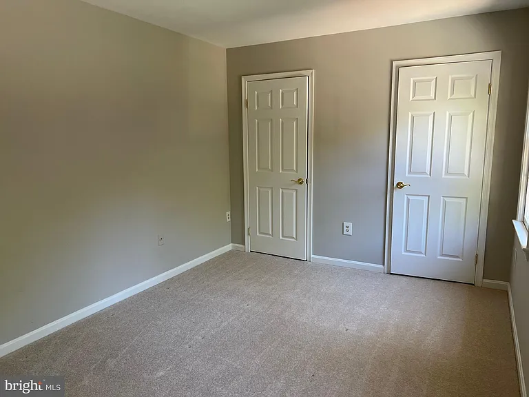10220 Cedar Pond Dr — Photo 46