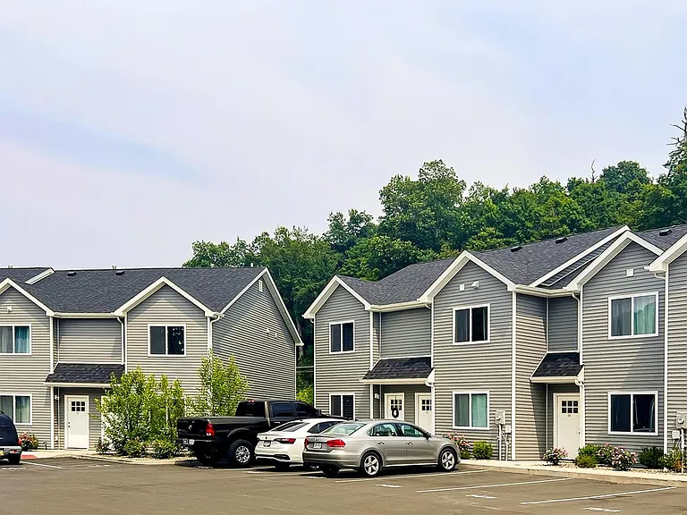 37 Levy Pl — Photo 34