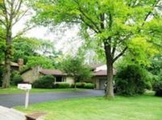 915 Stoney Creek Rd, Columbus, OH 43235