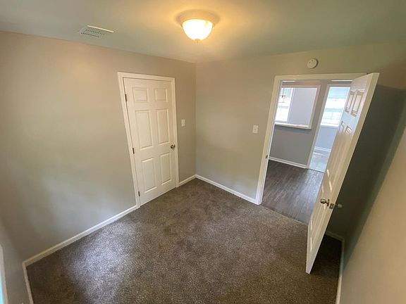 4th image of 2774 Mountain Terrace St