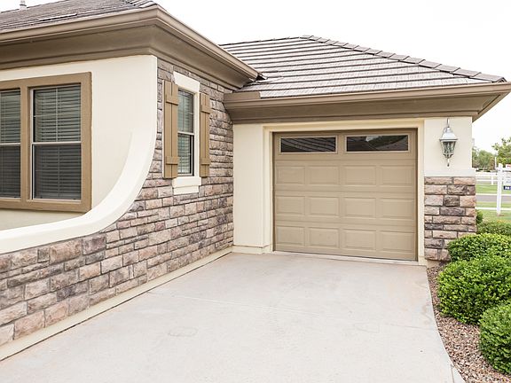 third car garage