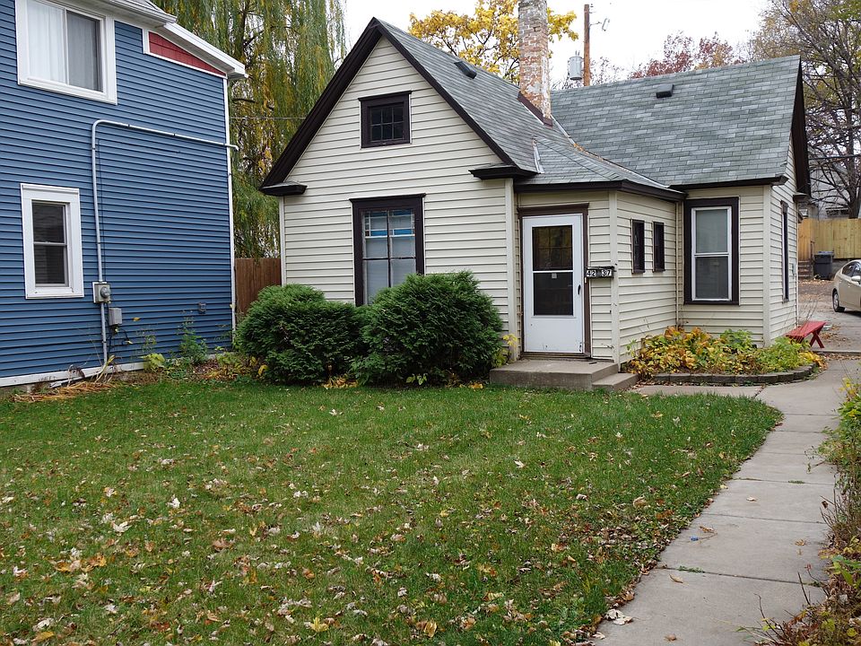 1st image of 4237 Emerson Ave N