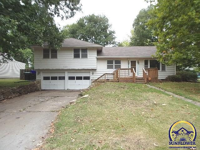 1st image of 3305 SE Ohio Ave