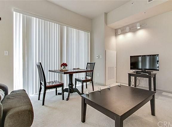 4th image of 488 E Ocean Blvd Unit 1603