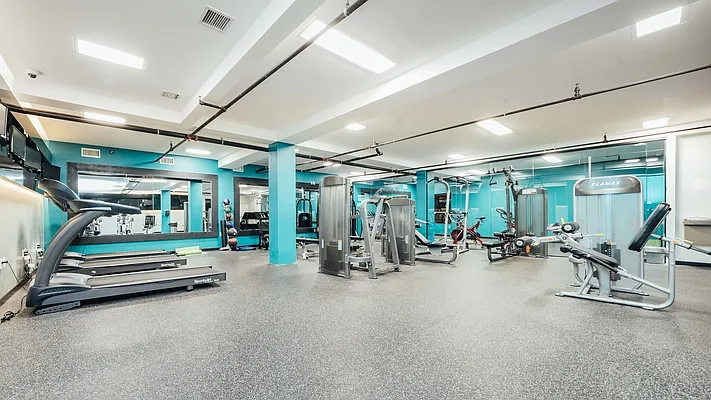 Rented by Nooklyn NYC LLC | media 80