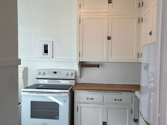 4th image of 17 1/2 S Tracy Ave Unit C