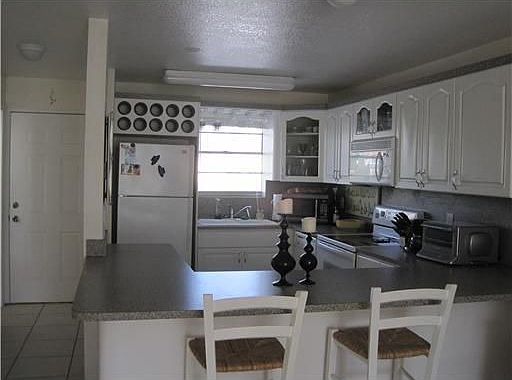 1st image of 220 Washington Ave APT 4C