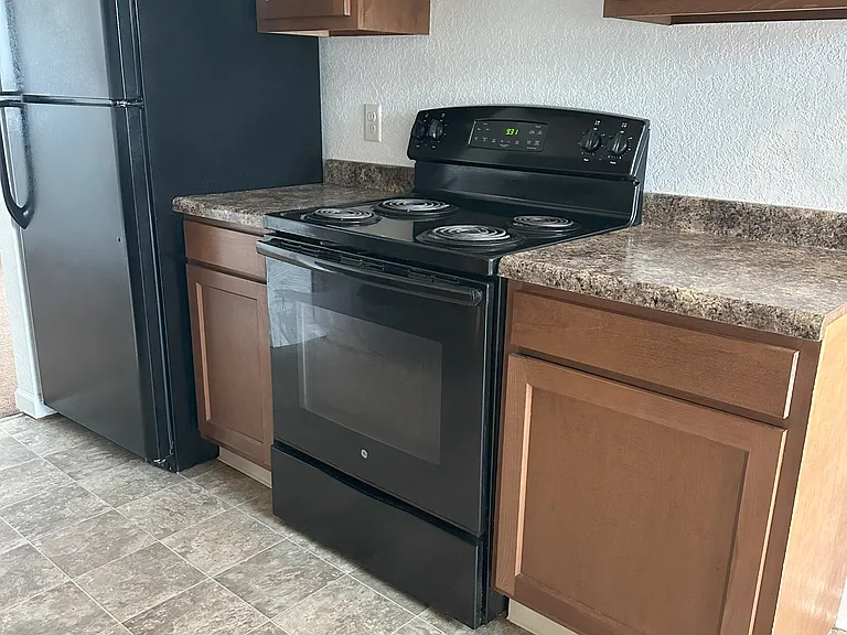 2909 Travis St — Photo 6