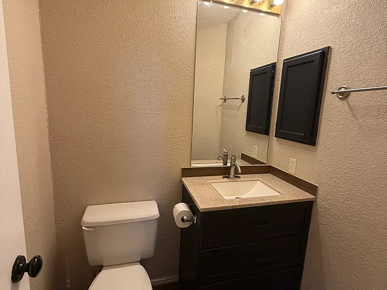 6812 Century Cir — Photo 17