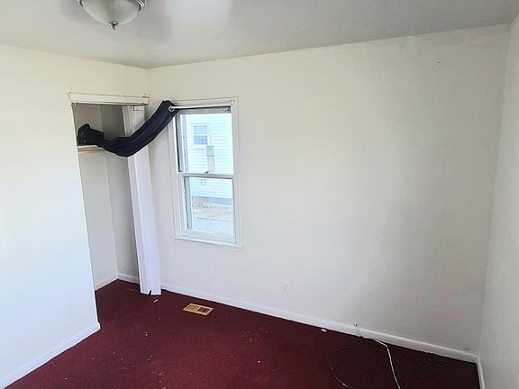 4th image of 8742 Hupp Ave