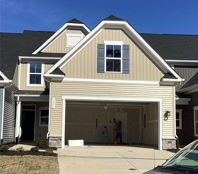 1st image of 3455 Foxglove Dr #1D