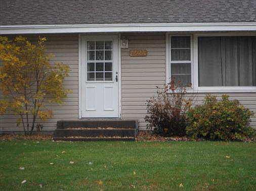 2nd image of 8022 Quincy St NE