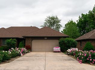 3725 W Driftwood St, Springfield, MO 65807