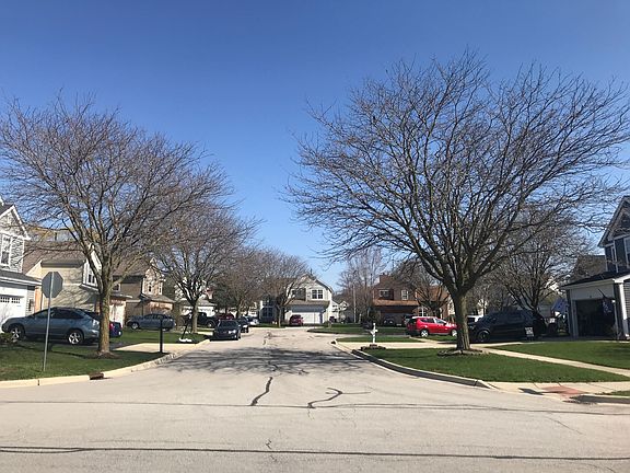 4th image of 7 N Lakewood Ct