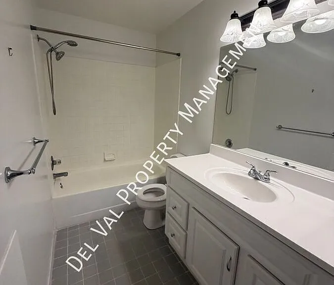 102 Church St #1 — Photo 2