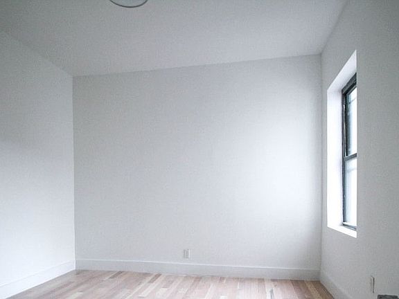 3rd image of 2391 Bedford Ave APT N4c